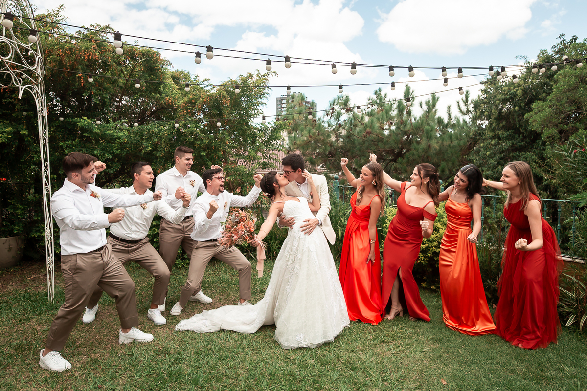 fotos de casamento, fotografo porto alegre, fotos romanticas, fotos divertidas, vestido de noiva, festa de casamento, decoração de casamento, casamento romantico, buque de noiva