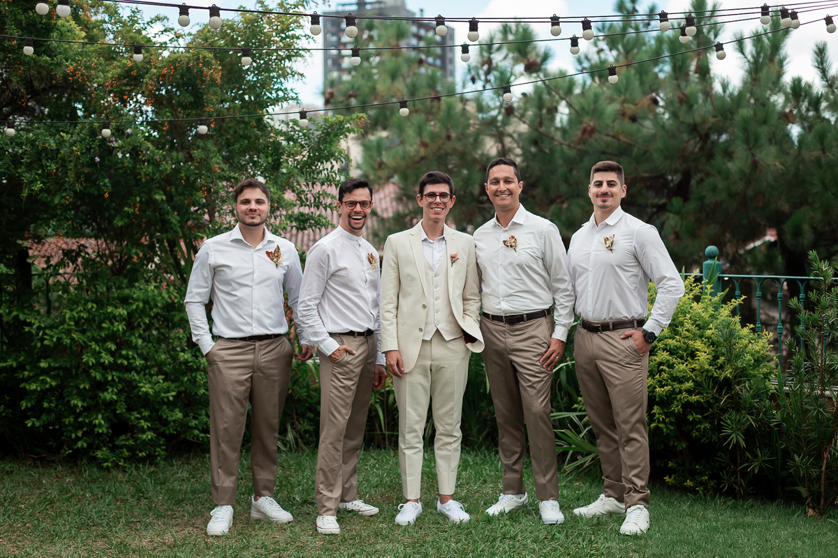 fotos de casamento, fotografo porto alegre, fotos romanticas, fotos divertidas, vestido de noiva, festa de casamento, decoração de casamento, casamento romantico, buque de noiva