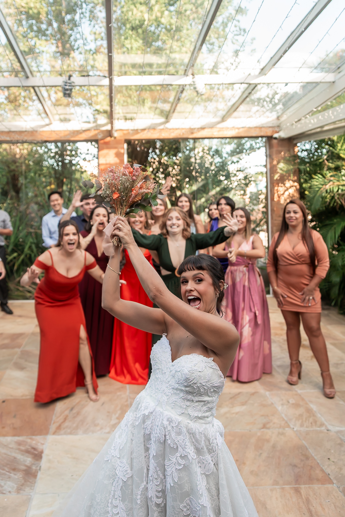 fotos de casamento, fotografo porto alegre, fotos romanticas, fotos divertidas, vestido de noiva, festa de casamento, decoração de casamento, casamento romantico, buque de noiva