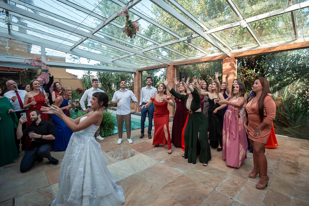 fotos de casamento, fotografo porto alegre, fotos romanticas, fotos divertidas, vestido de noiva, festa de casamento, decoração de casamento, casamento romantico, buque de noiva