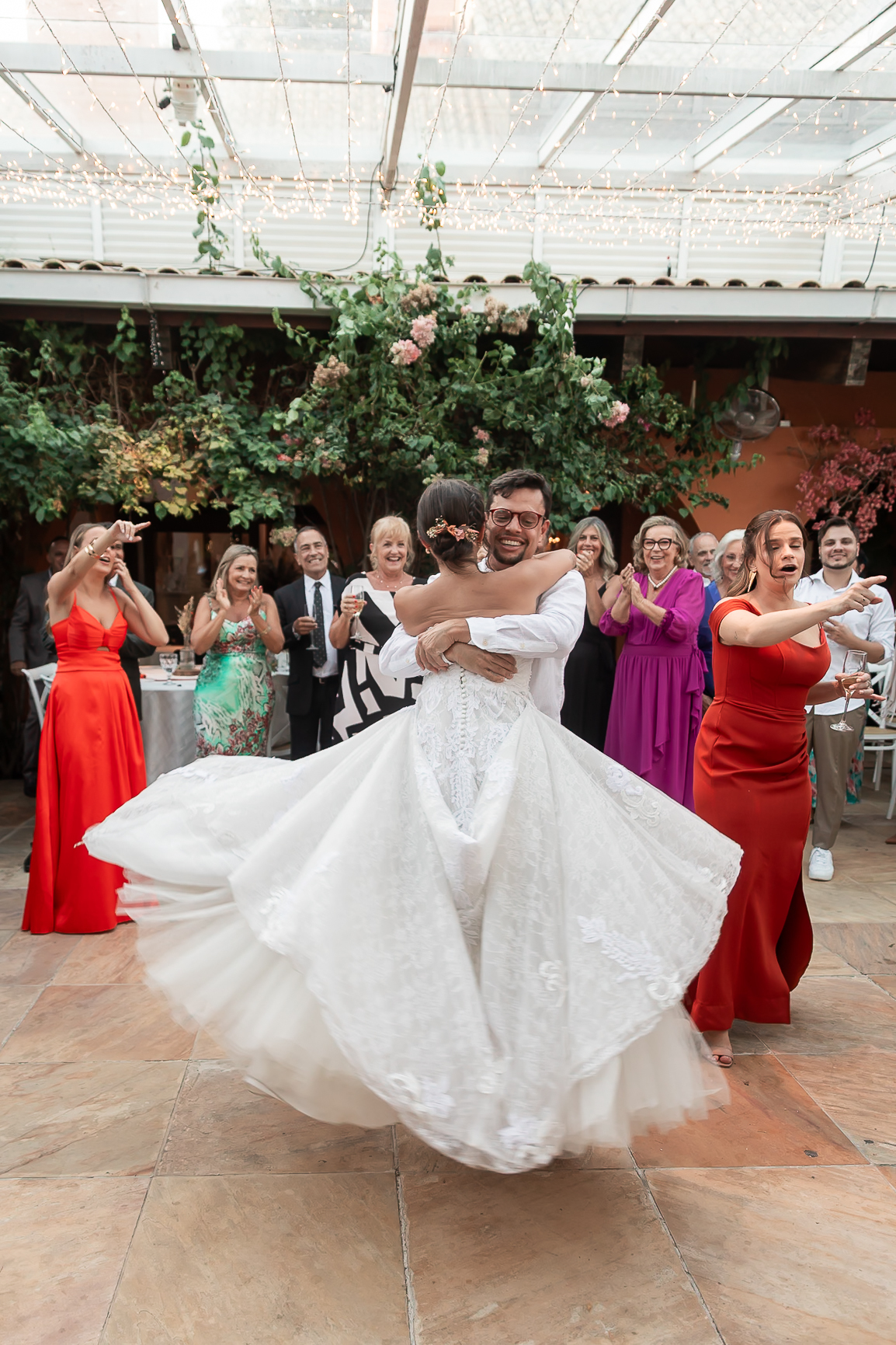 fotos de casamento, fotografo porto alegre, fotos romanticas, fotos divertidas, vestido de noiva, festa de casamento, decoração de casamento, casamento romantico, buque de noiva