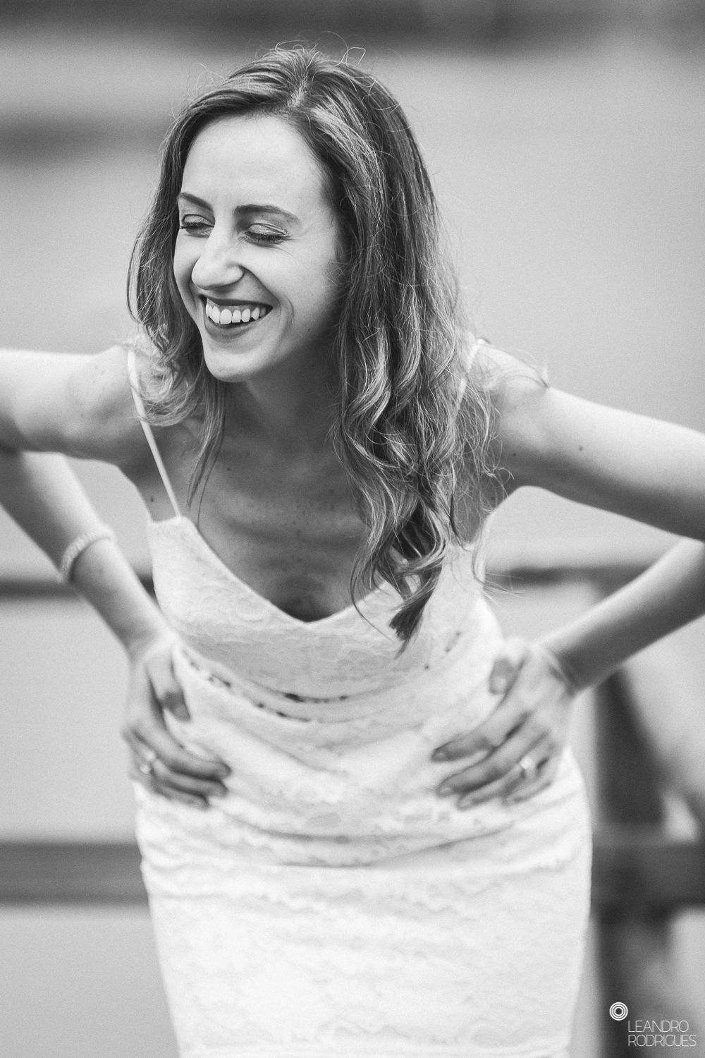 ensaio de casamento, ensaio fotográfico de casamento, pré wedding, míni wedding, casamento na praia, ensaio fotográfico na praia, noiva, noivo, buquê de noiva, vestido de noiva, roupa para ensaio, fotos na praia, roupa de noivo