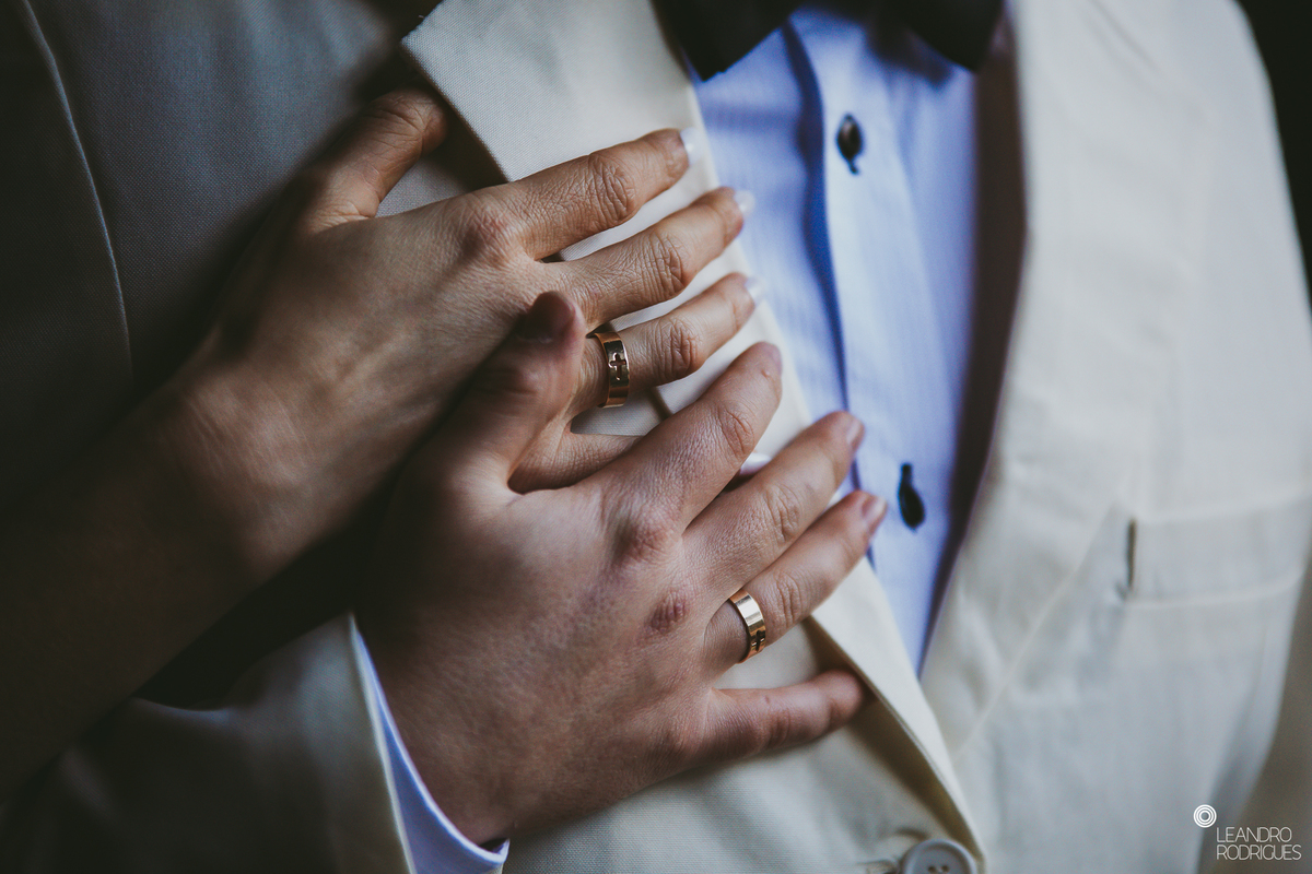 ensaio pré wedding, ensaio fotográfico, ensaio pré casamento, noivos, fotógrafo de casamento, fotografo em porto alegre, retrato de noiva, foto de casal, casamento, buque de noiva, vestido de noiva, roupa de noivo, castelo, casamento no castelo, 