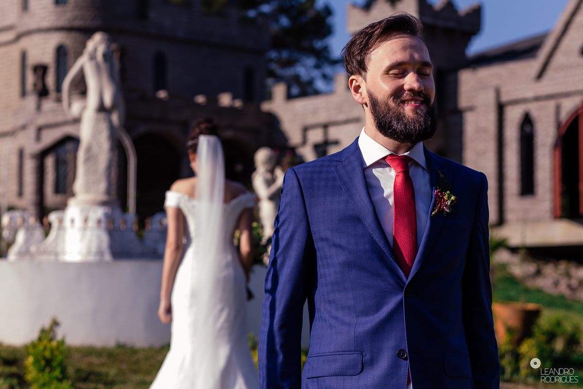 pré wedding, ensaio pré casamento, ensaio fotografico, noiva, noivo, vestido de noiva, terno de noivo, casamento castelo, buquê de noiva, fotografo de casamento, fotografo em porto alegre, fotografo profissional, make de noiva, terno azul