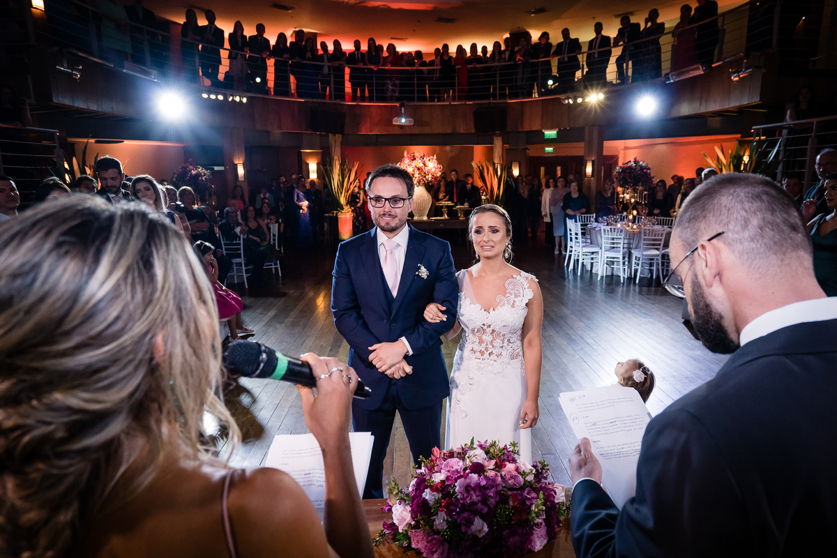 make de noiva, penteado de noiva, vestido de noiva, dress, buque, casamento, fotografo de casamento,fotografo porfissional,terno de noivo,festa em porto alegre,cerimonia de casamento,festa de casamento, sapato de noivo,cerimonial de casamento,igreja casar