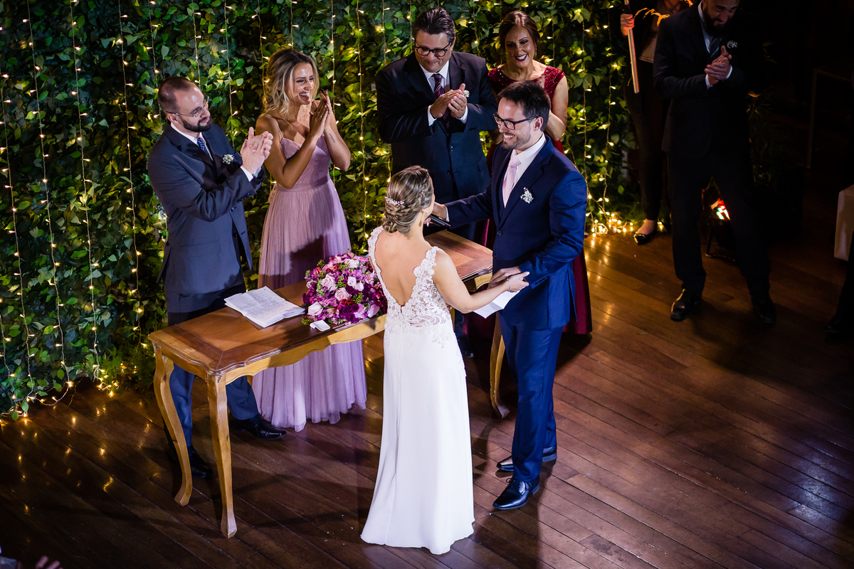 make de noiva, penteado de noiva, vestido de noiva, dress, buque, casamento, fotografo de casamento,fotografo porfissional,terno de noivo,festa em porto alegre,cerimonia de casamento,festa de casamento, sapato de noivo,cerimonial de casamento,igreja casar