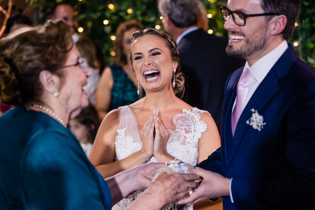 make de noiva, penteado de noiva, vestido de noiva, dress, buque, casamento, fotografo de casamento,fotografo porfissional,terno de noivo,festa em porto alegre,cerimonia de casamento,festa de casamento, sapato de noivo,cerimonial de casamento,igreja casar