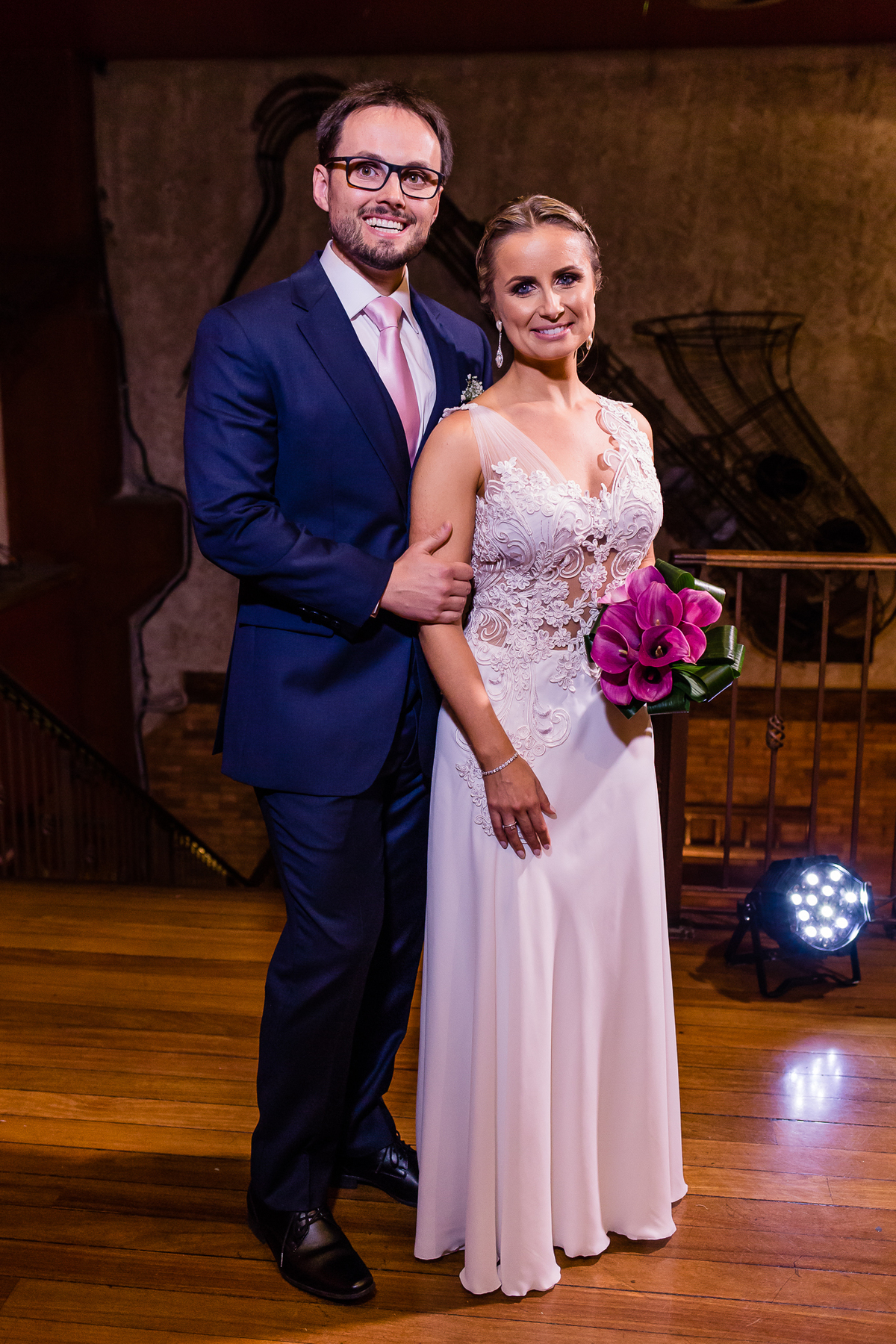 make de noiva, penteado de noiva, vestido de noiva, dress, buque, casamento, fotografo de casamento,fotografo porfissional,terno de noivo,festa em porto alegre,cerimonia de casamento,festa de casamento, sapato de noivo,cerimonial de casamento,igreja casar