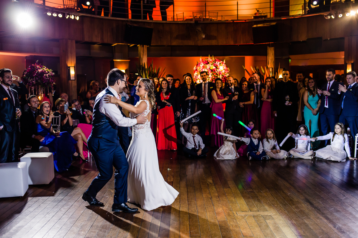 make de noiva, penteado de noiva, vestido de noiva, dress, buque, casamento, fotografo de casamento,fotografo porfissional,terno de noivo,festa em porto alegre,cerimonia de casamento,festa de casamento, sapato de noivo,cerimonial de casamento,igreja casar