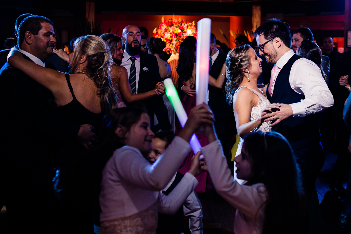 make de noiva, penteado de noiva, vestido de noiva, dress, buque, casamento, fotografo de casamento,fotografo porfissional,terno de noivo,festa em porto alegre,cerimonia de casamento,festa de casamento, sapato de noivo,cerimonial de casamento,igreja casar