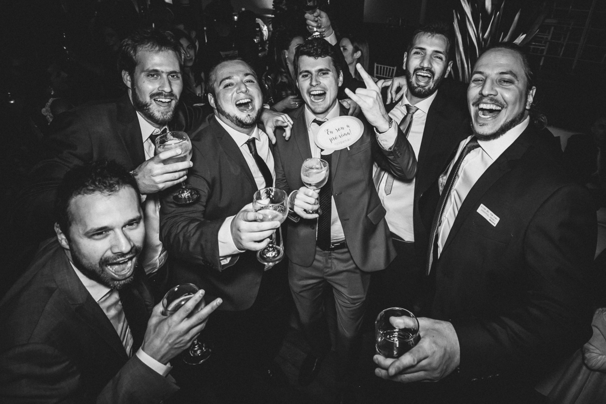 make de noiva, penteado de noiva, vestido de noiva, dress, buque, casamento, fotografo de casamento,fotografo porfissional,terno de noivo,festa em porto alegre,cerimonia de casamento,festa de casamento, sapato de noivo,cerimonial, dança dos noivos