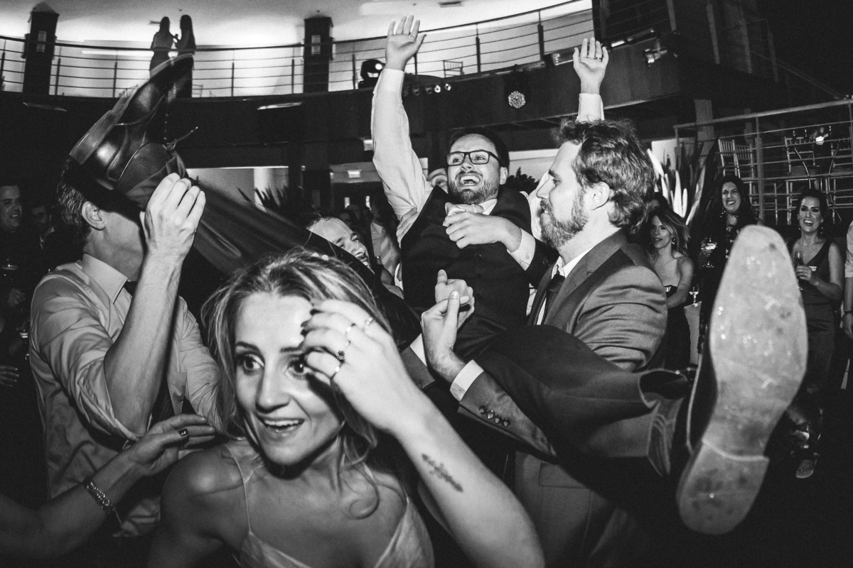 make de noiva, penteado de noiva, vestido de noiva, dress, buque, casamento, fotografo de casamento,fotografo porfissional,terno de noivo,festa em porto alegre,cerimonia de casamento,festa de casamento, sapato de noivo,cerimonial, dança dos noivos