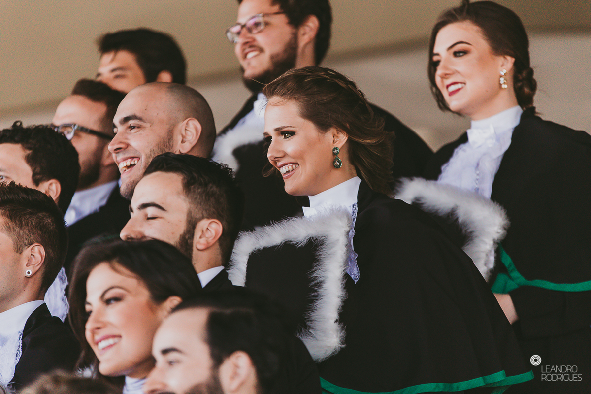 fotografo de formatura, formatura, toga, formanda, cerimônia, colação de grau, festa de formatura, toga, barrete,  odonto, medicina, direito, universidade, faculdade