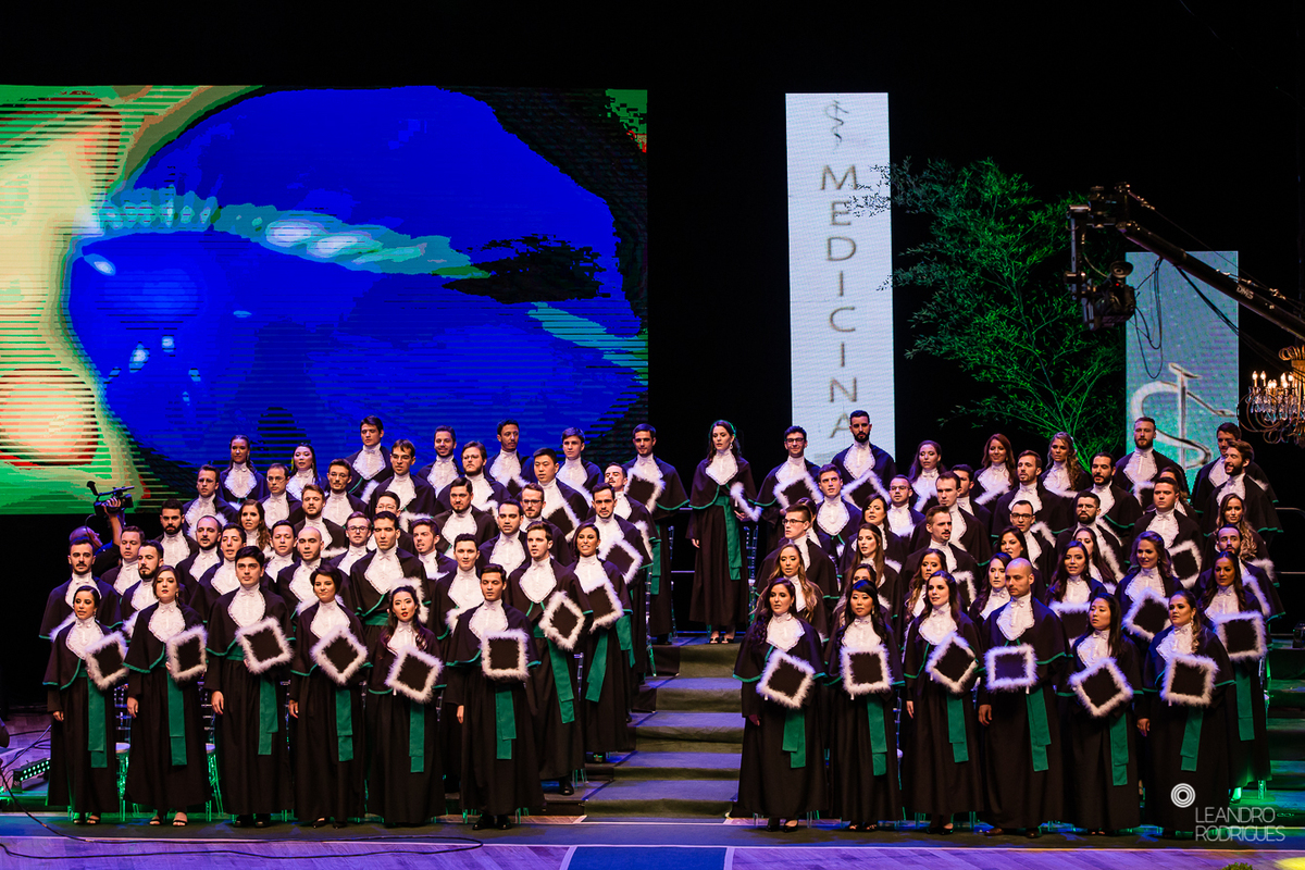 fotografo de formatura, formatura, toga, formanda, cerimônia, colação de grau, festa de formatura, toga, barrete,  odonto, medicina, direito, universidade, faculdade