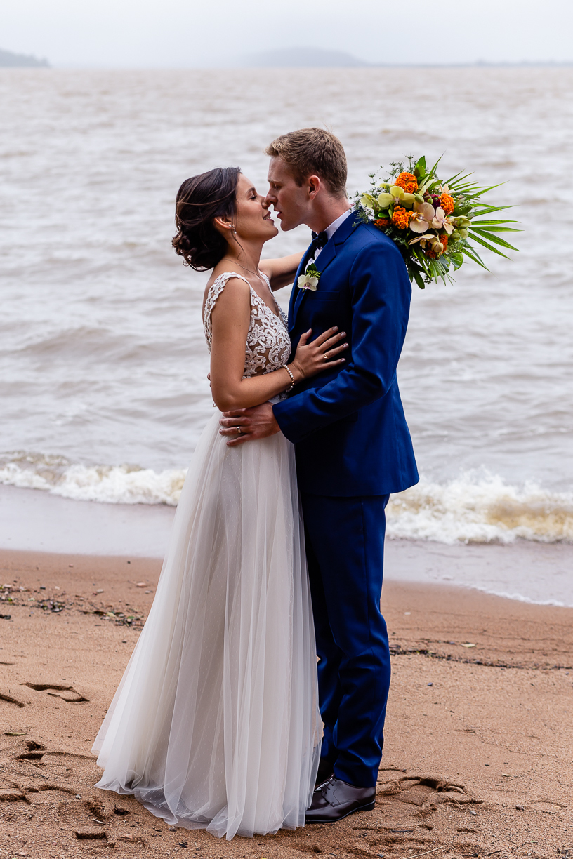 fotografo de casamento, noiva, noivo,festa de casamento,casamento na praia, casamento no sitio, vestido de noiva, terno de noivo,local de casamento em porto alegre, espaço arborio, buque de noiva, foto por do sol,ensaio de noivos