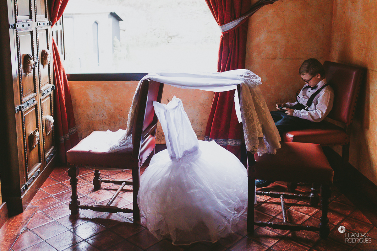 casamento no castelo, festa de casamento, vestido de noiva, terno de noivo, casamento na serra