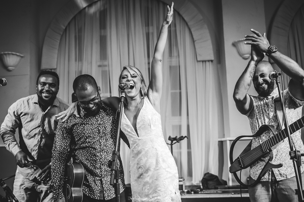 Making de noiva,  festa de casamento, fotografo de casamento, igreja, festa, vestido de noiva, terno de noivo, cabelo de noiva, cerimonia de casamento, buquê, sapato, decoração de casamento, fotografo porto alegre, fotografo de formatura, mini wedding