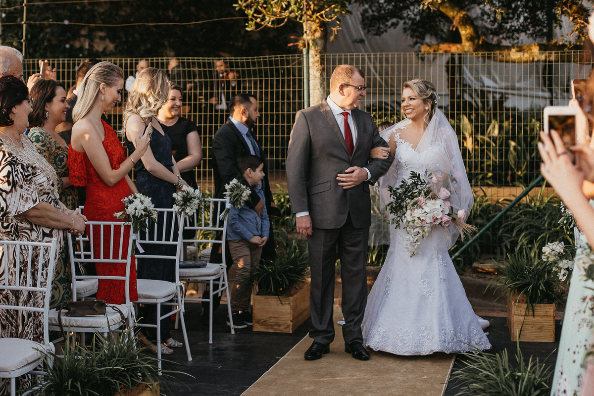 casamento por do sol, casamento rustico, vestido de noiva, noivos, buque de noiva, por do sol, casamento ao ar livre, festa de casamento