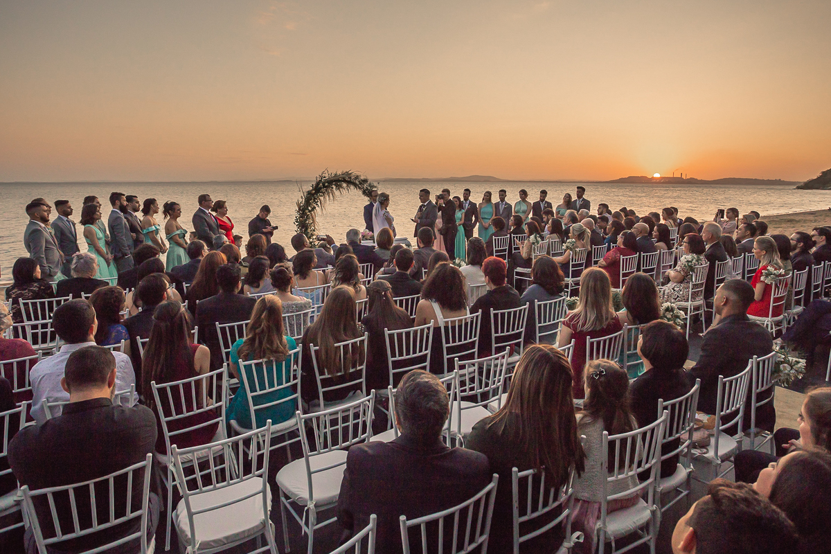 casamento por do sol, casamento rustico, vestido de noiva, noivos, buque de noiva, por do sol, casamento ao ar livre, festa de casamento