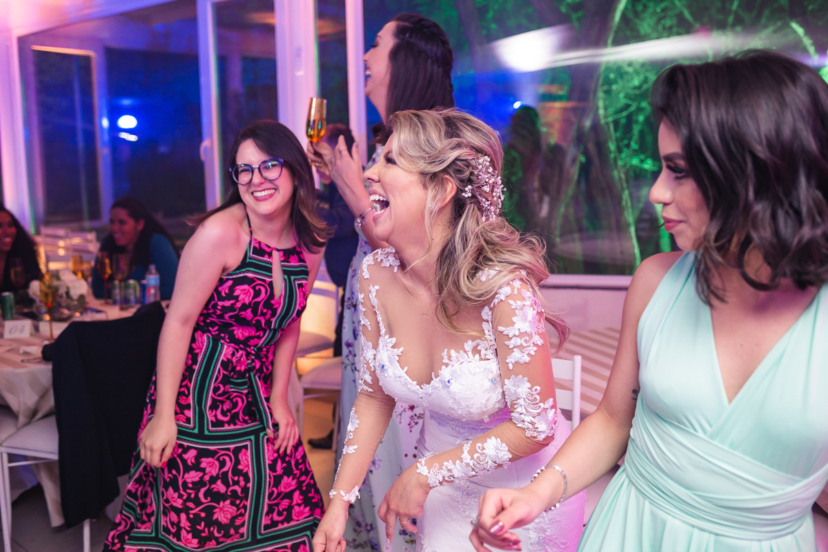 casamento por do sol, casamento rustico, vestido de noiva, noivos, buque de noiva, por do sol, casamento ao ar livre, festa de casamento