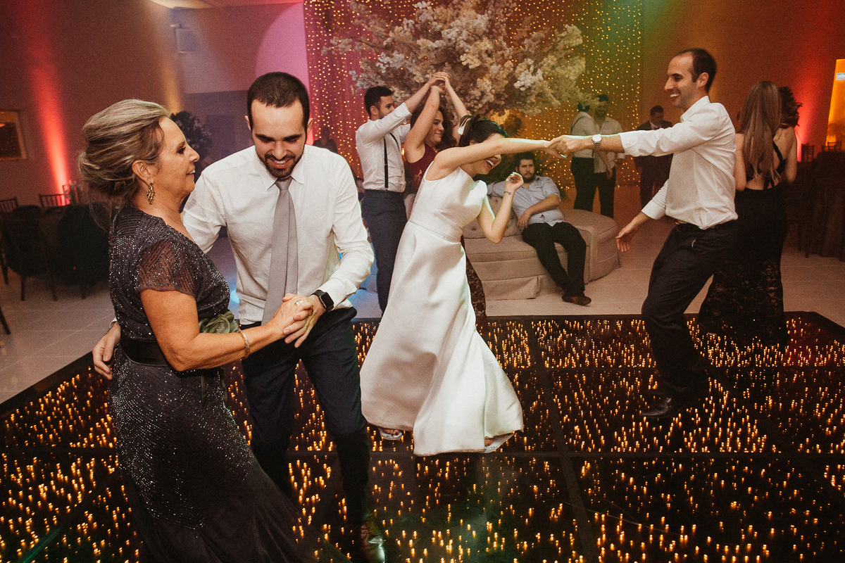 making de noiva, vestido de noiva, casamento rustico, festa de casamento, fotografo de casamento, fotografo em porto alegre, noivos, decoração de festa