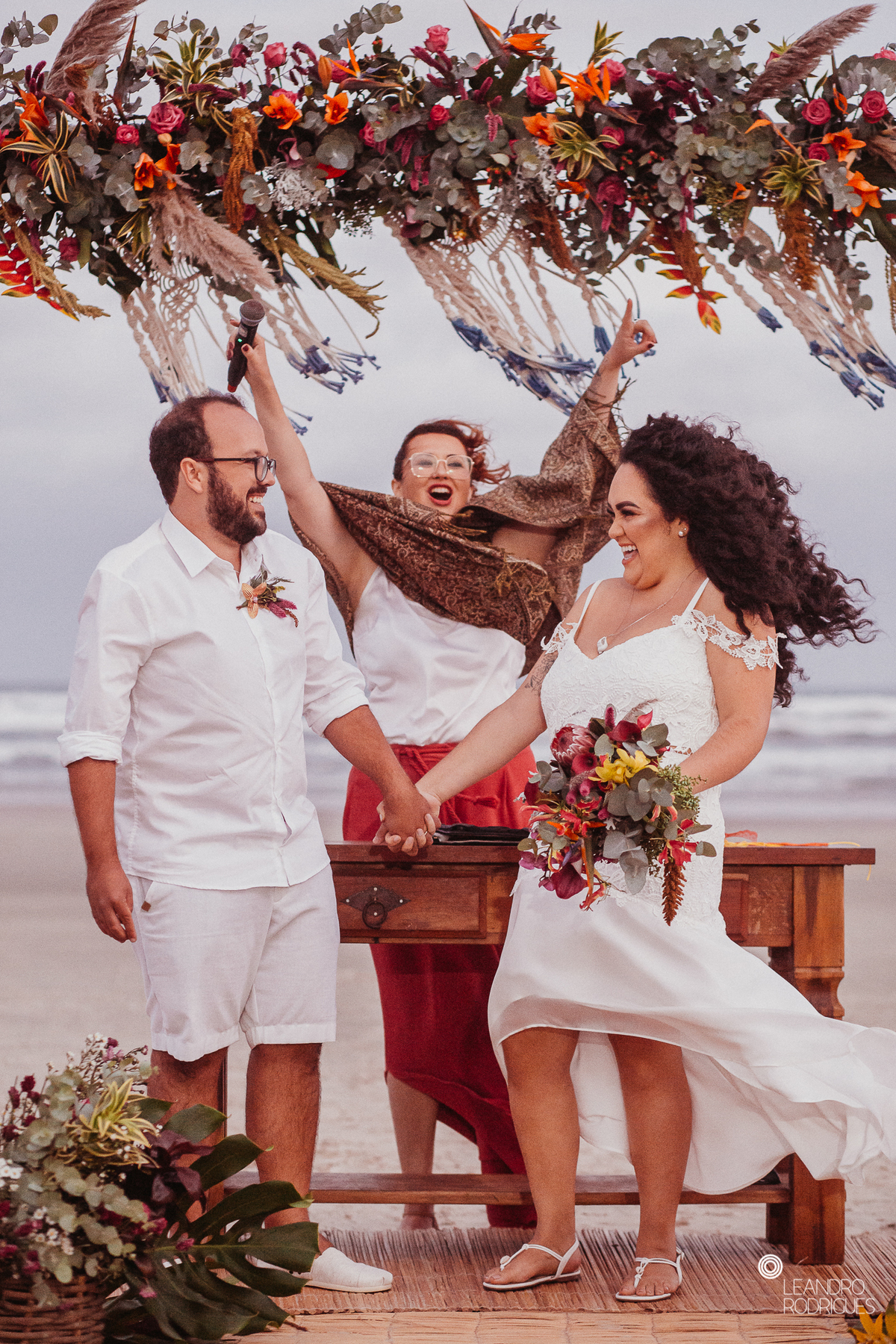 casamento na praia, fotografo de casamento, festa, vestido, noiva, fotografo de casamento, fotografo riogrande do sul, fotos na praia, decoração de casamento, 