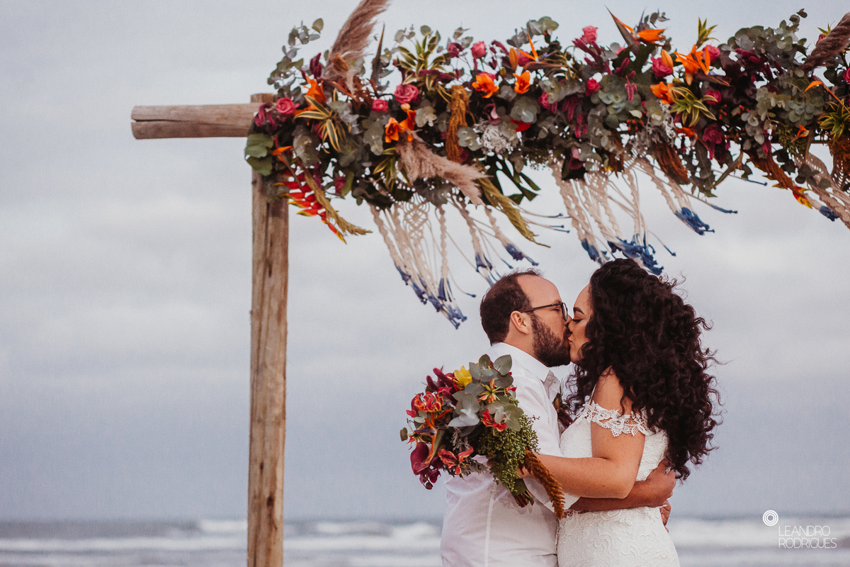 casamento na praia, fotografo de casamento, festa, vestido, noiva, fotografo de casamento, fotografo riogrande do sul, fotos na praia, decoração de casamento, 