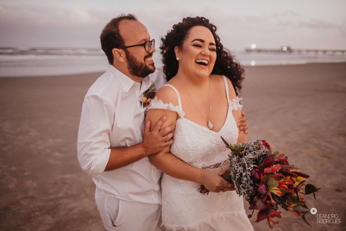 casamento na praia, fotografo de casamento, festa, vestido, noiva, fotografo de casamento, fotografo riogrande do sul, fotos na praia, decoração de casamento, 