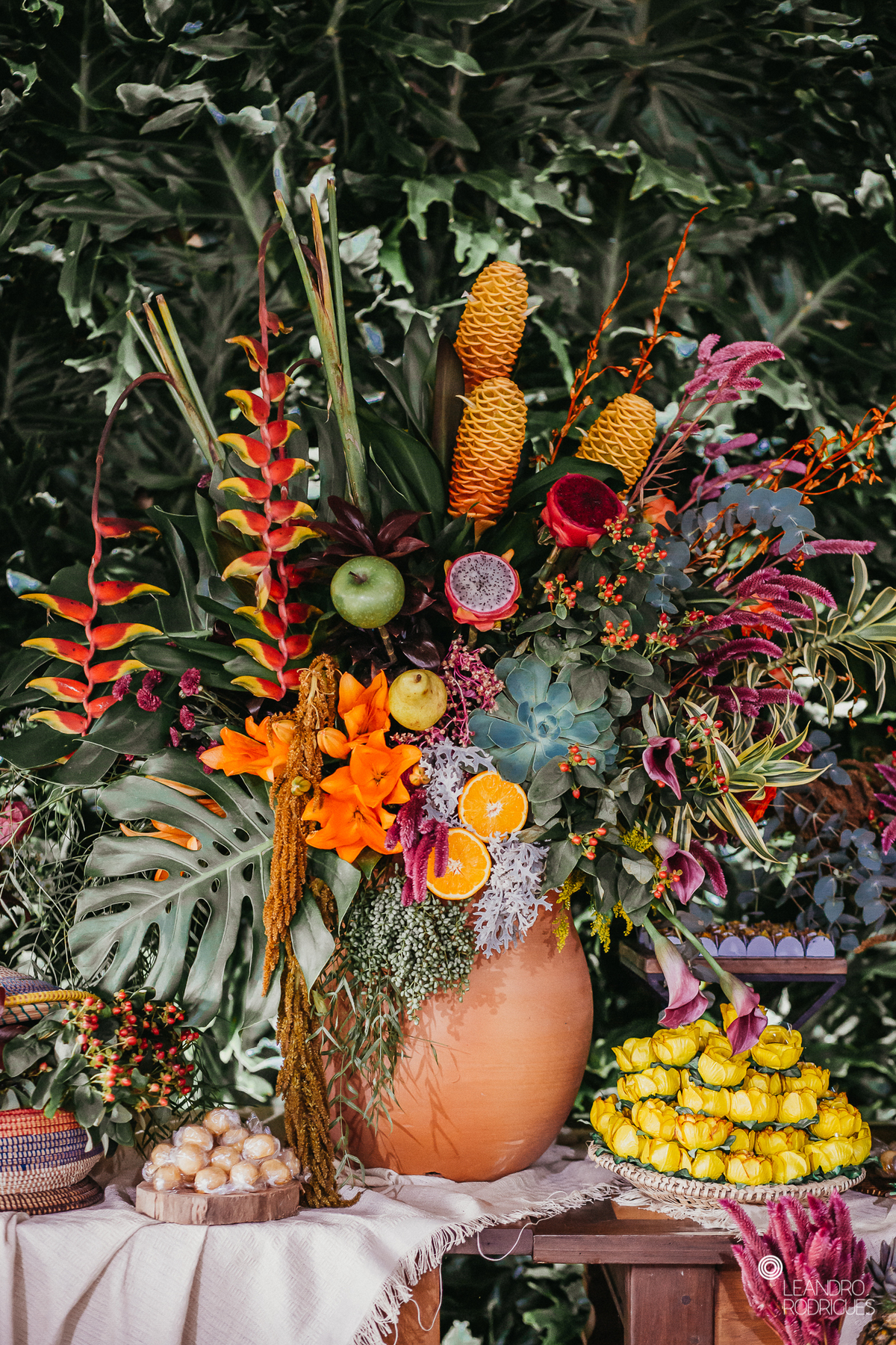 casamento na praia, fotografo de casamento, festa, vestido, noiva, fotografo de casamento, fotografo riogrande do sul, fotos na praia, decoração de casamento, decoração com frutas 