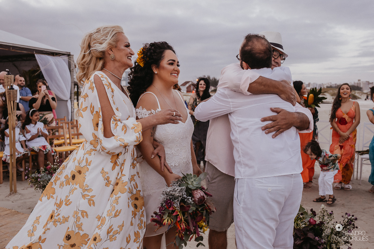 casamento na praia, fotografo de casamento, festa, vestido, noiva, fotografo de casamento, fotografo riogrande do sul, fotos na praia, decoração de casamento, 