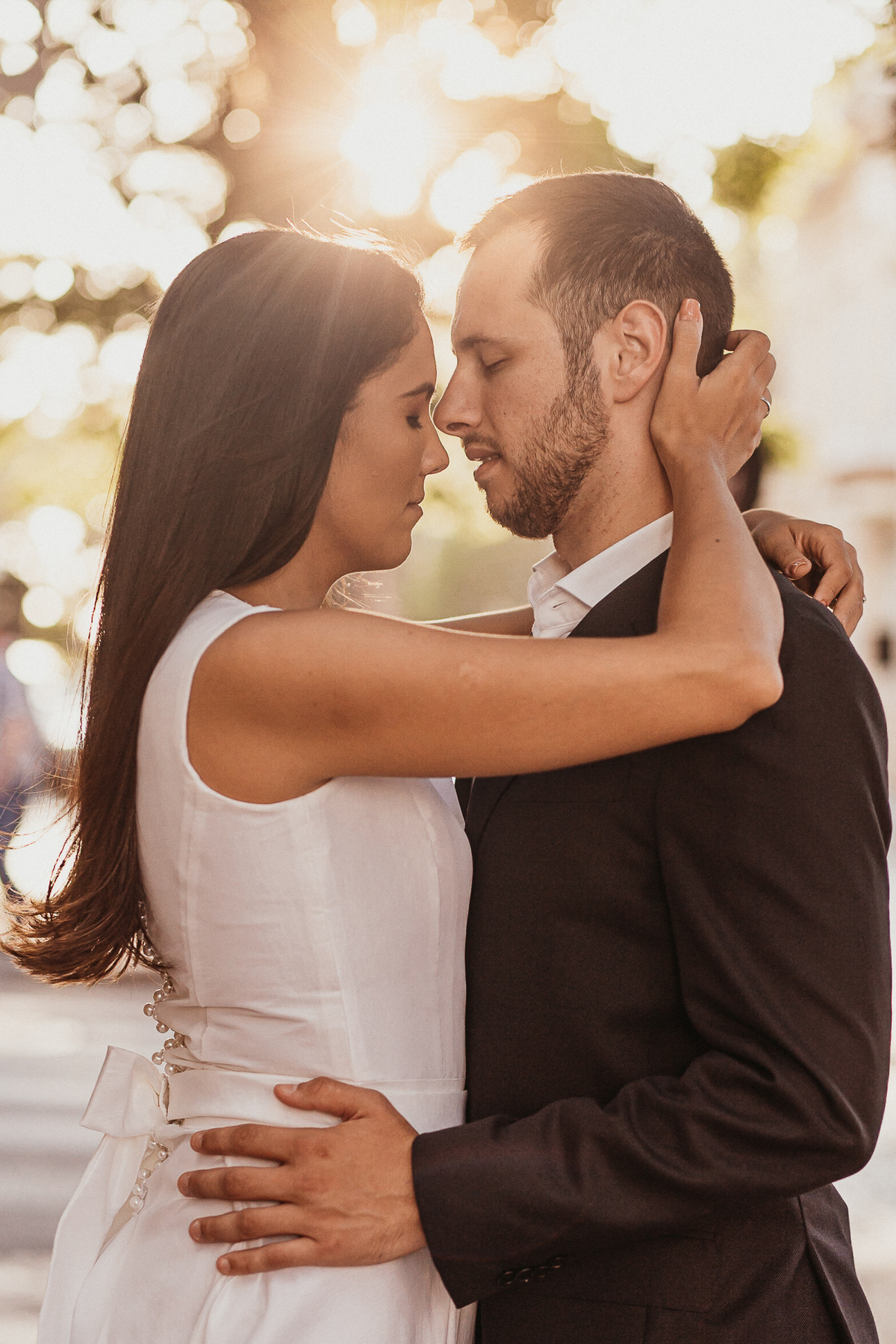 ensaio fotografico, porto alegre, wedding, pré casamento, fotografo de casamento, vestido de noiva, ensaio de casal, fotografo porto alegre, centro histórico, gasômetro, por do sol, noivos, casa de cultura mario quintana, catedral