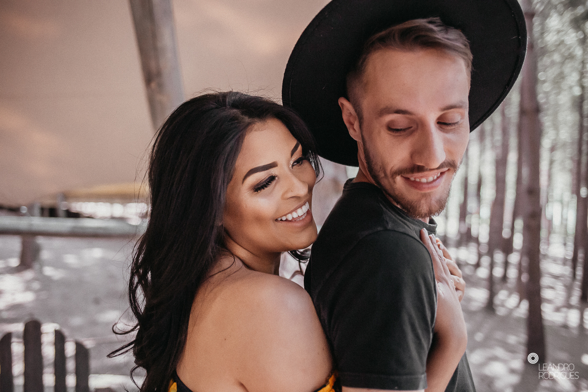 ensaio na serra, ensaio fotografico, ensaio na floresta, pre casamento, pre wedding, fotos de casal, fotografo de casamento, fotografo porto alegre, fotografo rs, vestido de noiva, tedesco eco park