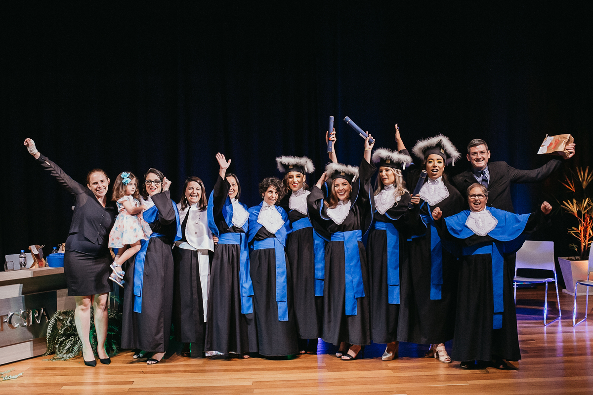 formatura, medicina, biomedicina, direito, odonto, arquitetura, fotografo de formatura, festa, colação de grau, decoração, diploma, faculdade, universidade 