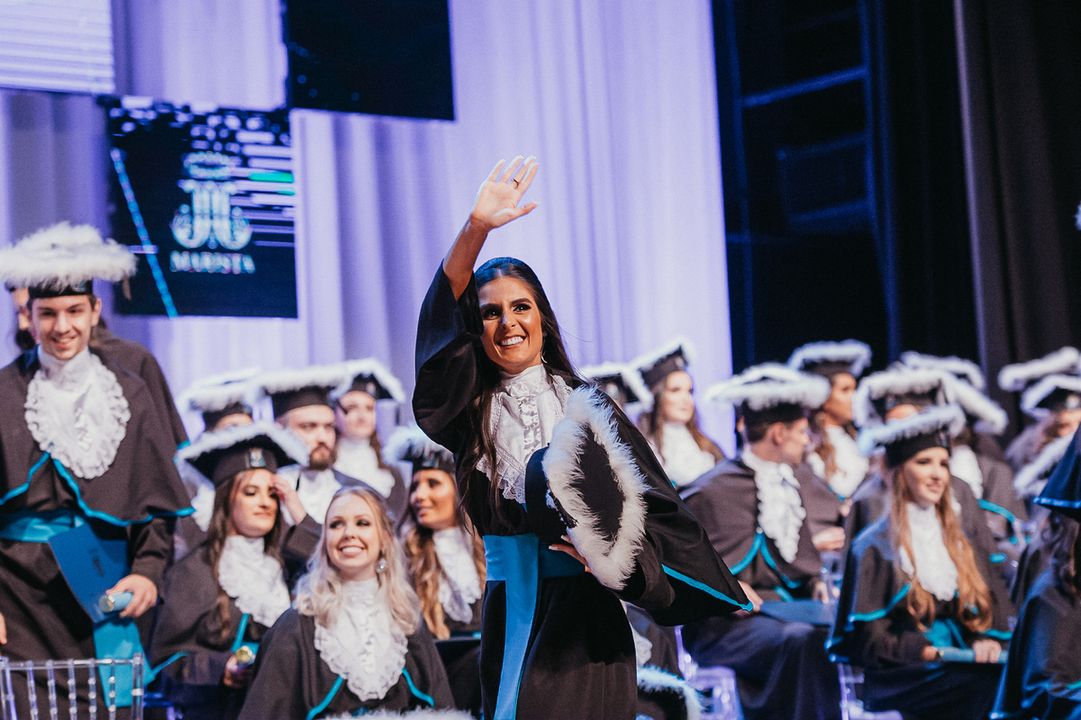 formatura, festa, decoração, arquitetura, formanda, fotografo de formatura, faculdade, pucrs, unisinos, ulbra, ufrgs, medicina, direito, prova de toga, diploma, fotografo porto alegre, fotografo profissional