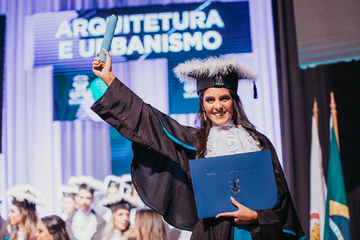 formatura, festa, decoração, arquitetura, formanda, fotografo de formatura, faculdade, pucrs, unisinos, ulbra, ufrgs, medicina, direito, prova de toga, diploma, fotografo porto alegre, fotografo profissional