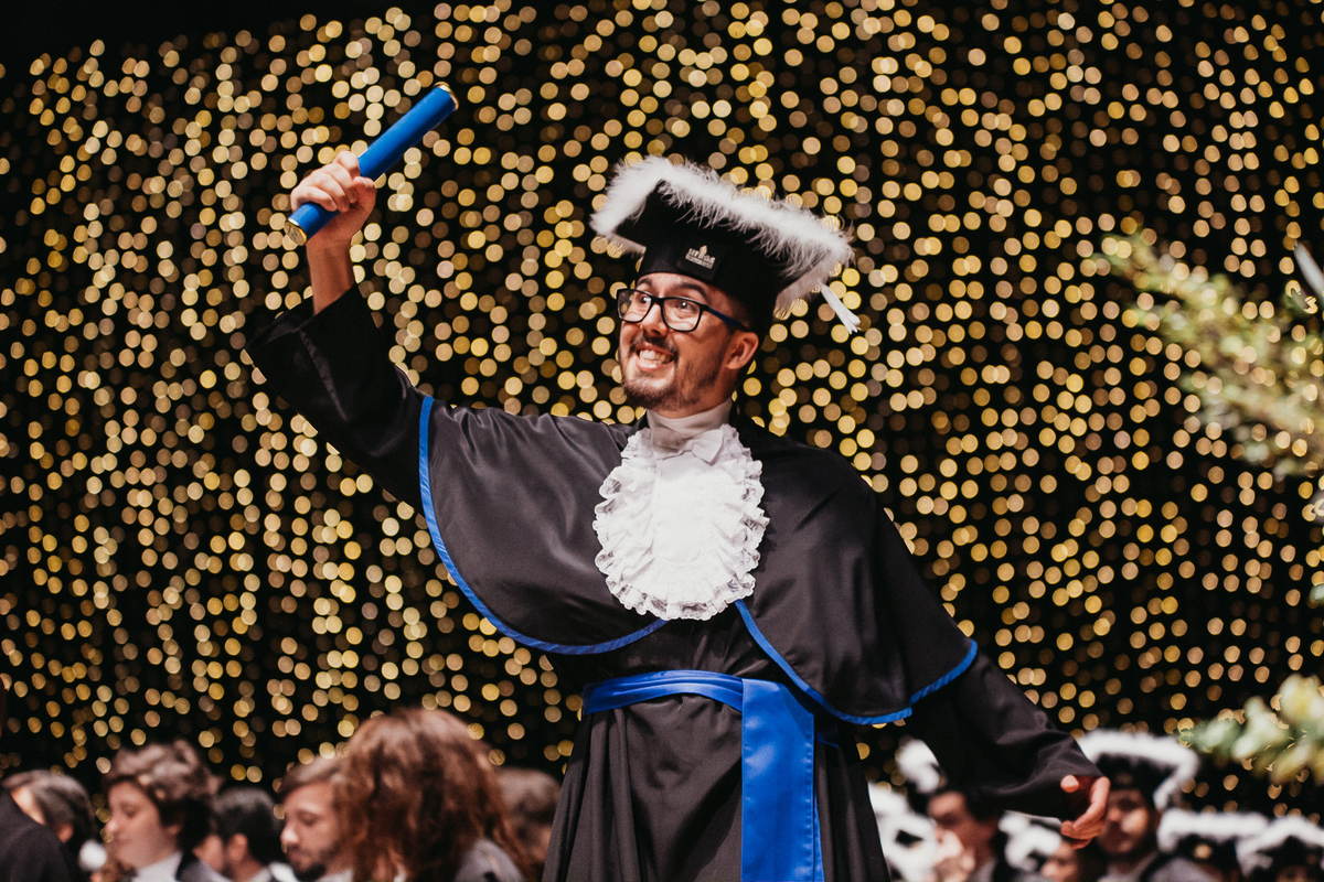formatura, musica, ufrgs, pucrs, ulbra, unisinos, faculdade, universidade, festa de formatura, festa de direito, formando, medicina, arquitetura, prova de toga, diploma, toga, trombone, instituto de artes, fotografo de formatura, 
