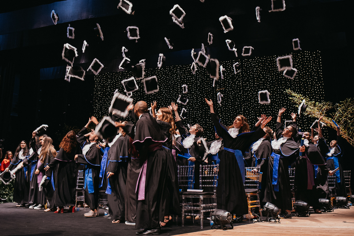 formatura, musica, ufrgs, pucrs, ulbra, unisinos, faculdade, universidade, festa de formatura, festa de direito, formando, medicina, arquitetura, prova de toga, diploma, toga, trombone, instituto de artes, fotografo de formatura, 