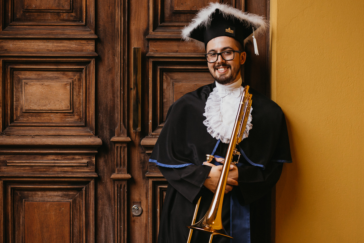 formatura, musica, ufrgs, pucrs, ulbra, unisinos, faculdade, universidade, festa de formatura, festa de direito, formando, medicina, arquitetura, prova de toga, diploma, toga, trombone, instituto de artes, fotografo de formatura, 