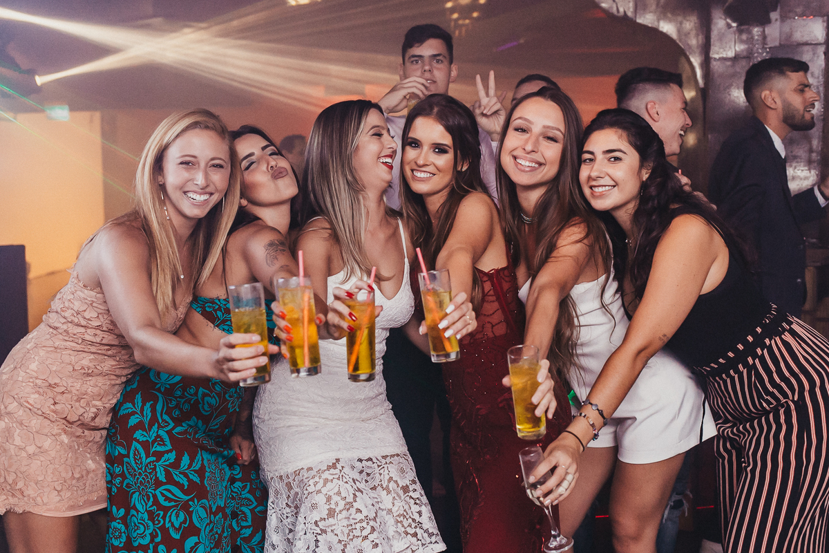 odonto, formatura, colação de grau, festa de formatura, formanda, pucrs, prova de togas, odontologia, decoração de formatura, vestido de festa