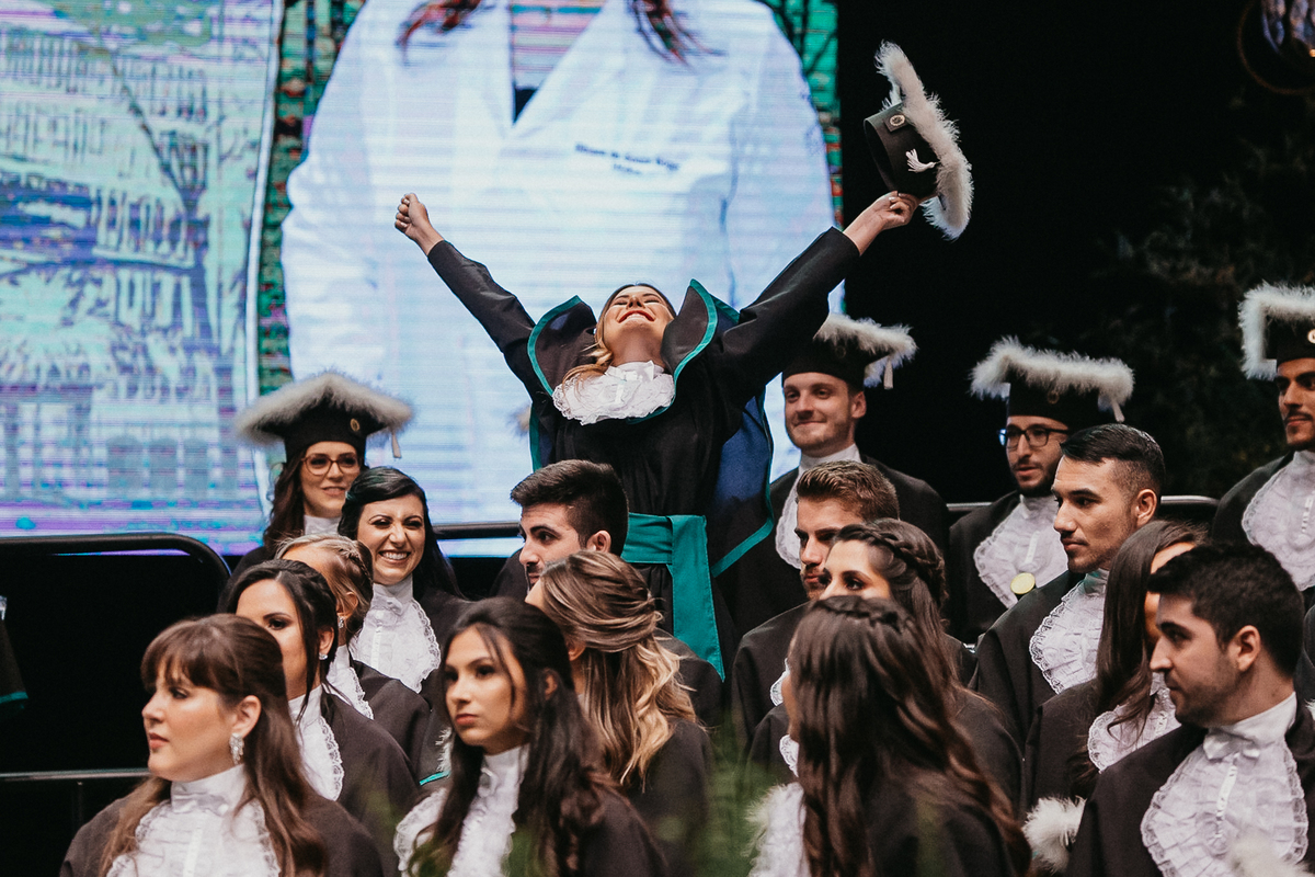 formatura medicina, festa de formatura, medicina, ulbra, unisinos, ufrgs, pucrs, fotografo de formatura, prova de toga, ufcspa, direito, colação de grau, diplomada