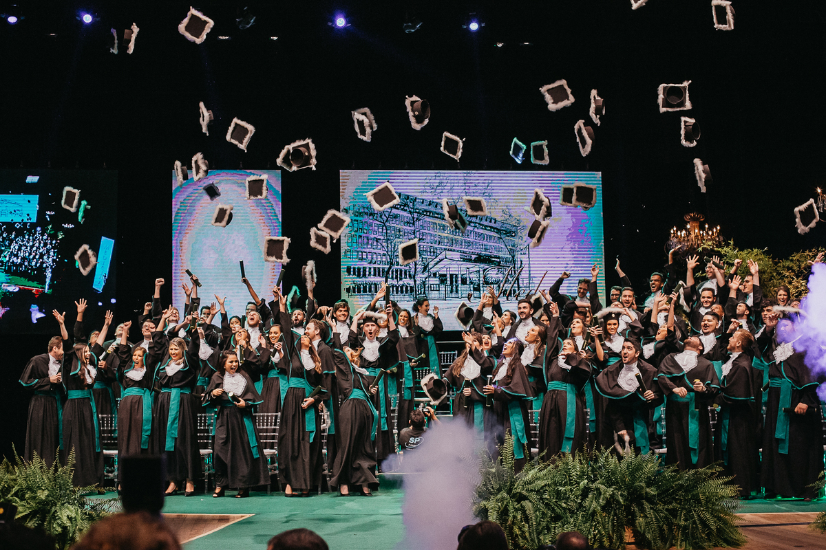 formatura medicina, festa de formatura, medicina, ulbra, unisinos, ufrgs, pucrs, fotografo de formatura, prova de toga, ufcspa, direito, colação de grau, diplomada