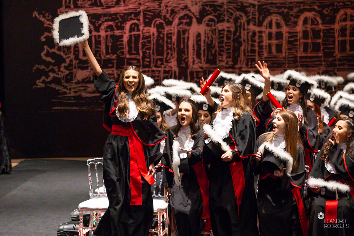 formatura direito, colação de grau, fotografo de formatura, ufrgs, pucrs, ulbra, formatura, fotografo porto alegre, prova de toga, festa de formatura, vestido de festa, ensaio fotografico, fotografo profissional