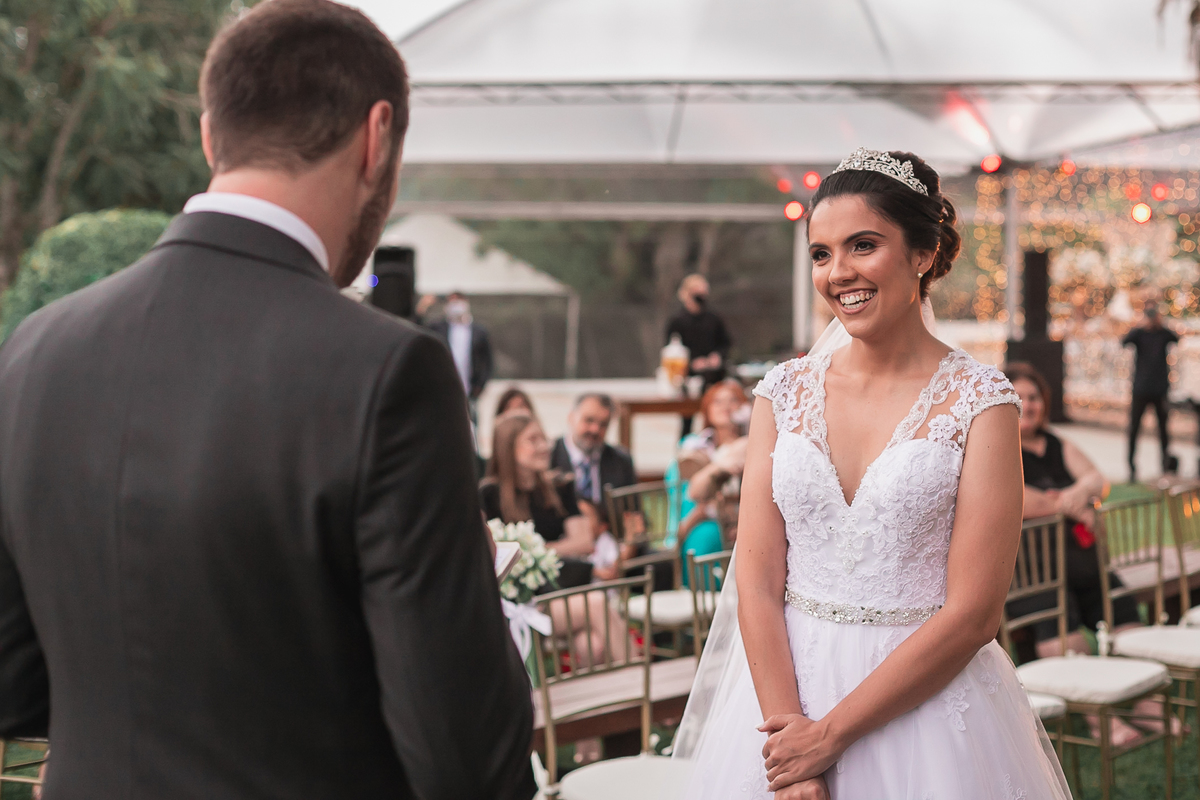 vestido de noiva, casamento, noivos, casamento no campo, sitio para casamento, fotografo de casamento, ensaio de noivos, dança de noivos, madrinhas, padrinhos , buque de noiva