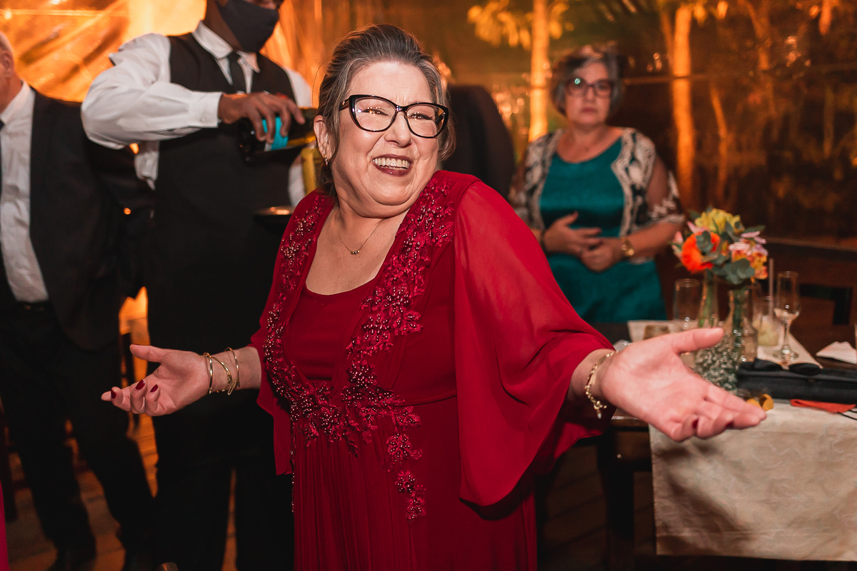 casamento, make de noiva, vestido de noiva, festa de casamento, fotografo de casamento, maquiagem de noiva, terno de noiva, festa de casamento, casamento por do sol, casamento na praia, buque, vestido de madrinha, fotos madrinhas 