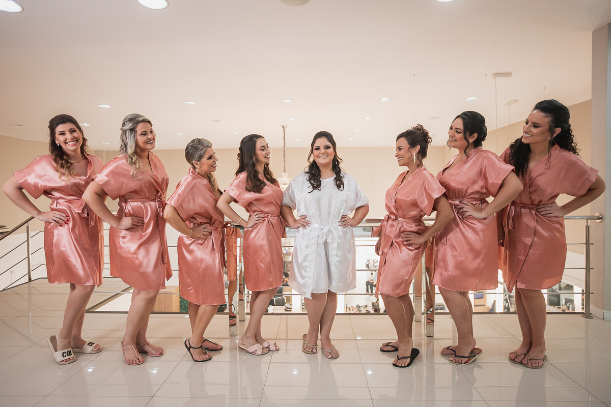 casamento, make de noiva, vestido de noiva, festa de casamento, fotografo de casamento, maquiagem de noiva, terno de noiva, festa de casamento, casamento por do sol, casamento na praia, buque, vestido de madrinha, fotos madrinhas 