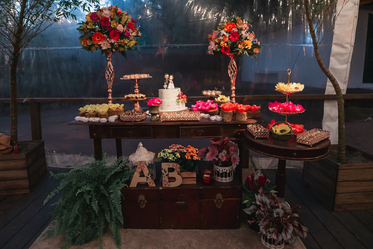 casamento, make de noiva, vestido de noiva, festa de casamento, fotografo de casamento, maquiagem de noiva, terno de noiva, festa de casamento, casamento por do sol, casamento na praia, buque, vestido de madrinha, fotos madrinhas 