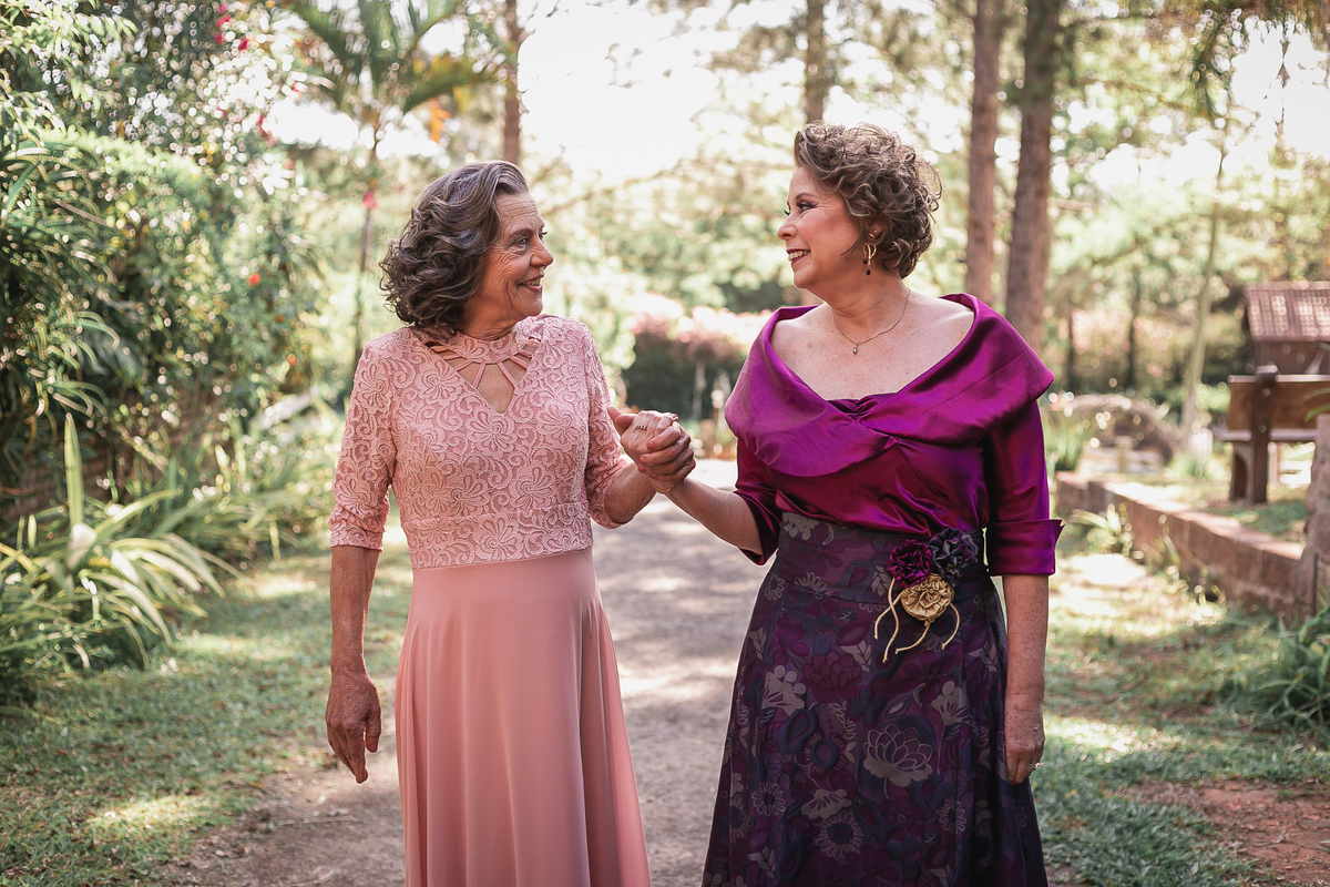 vestido de noiva, casamento no campo, festa de casamento, sapato de noivo, decoração de casamento, fotografo de casamento, fotografo, casamento, vestido de madrinhas, casamento por do sol, casamento ao ar livre