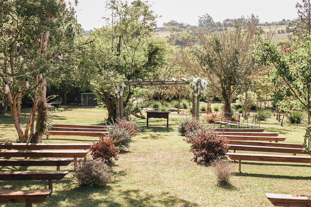 vestido de noiva, casamento no campo, festa de casamento, sapato de noivo, decoração de casamento, fotografo de casamento, fotografo, casamento, vestido de madrinhas, casamento por do sol, casamento ao ar livre