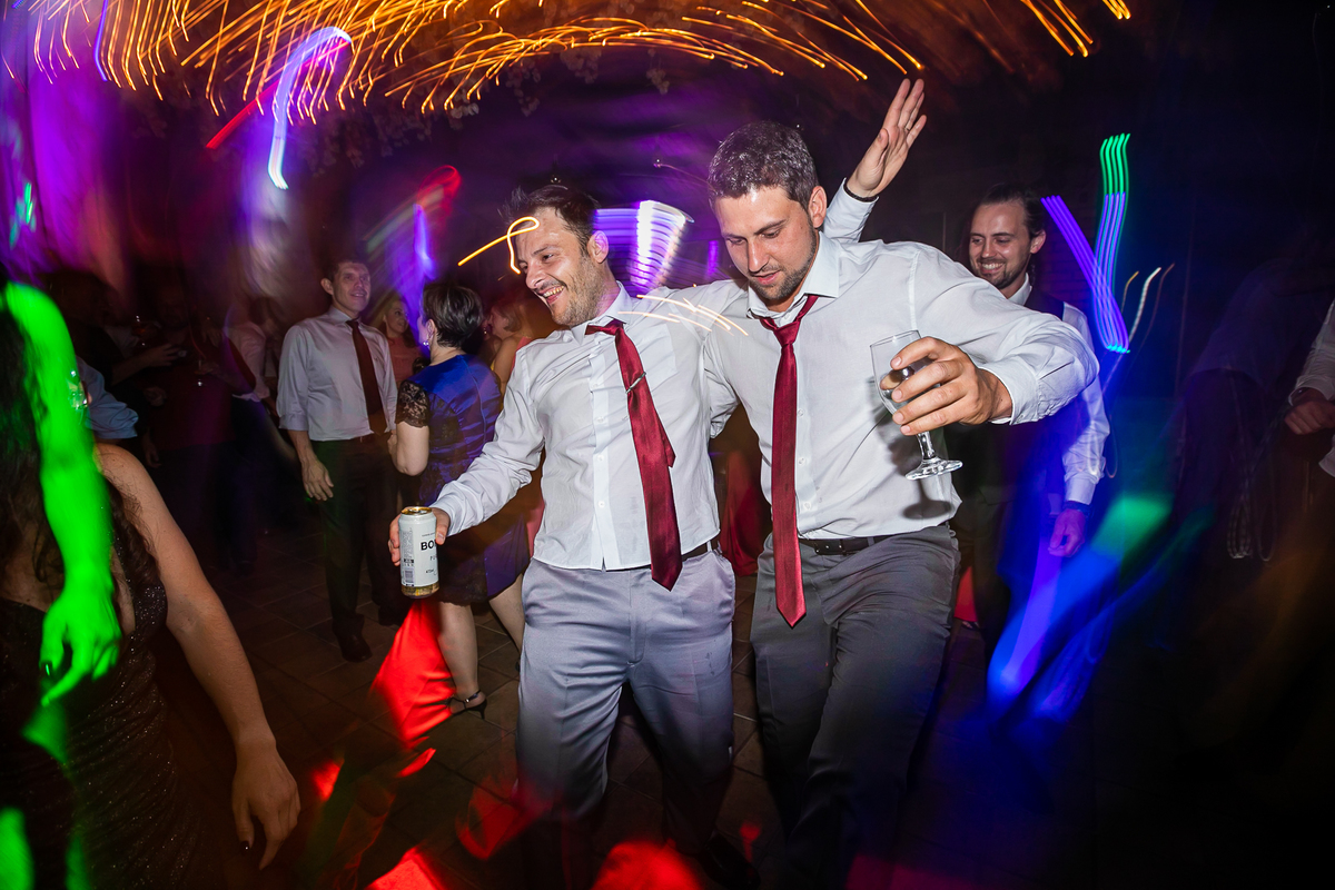 vestido de noiva, casamento no campo, festa de casamento, sapato de noivo, decoração de casamento, fotografo de casamento, fotografo, casamento, vestido de madrinhas, casamento por do sol, casamento ao ar livre