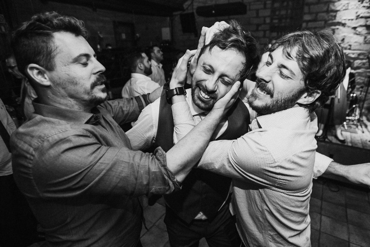 vestido de noiva, casamento no campo, festa de casamento, sapato de noivo, decoração de casamento, fotografo de casamento, fotografo, casamento, vestido de madrinhas, casamento por do sol, casamento ao ar livre